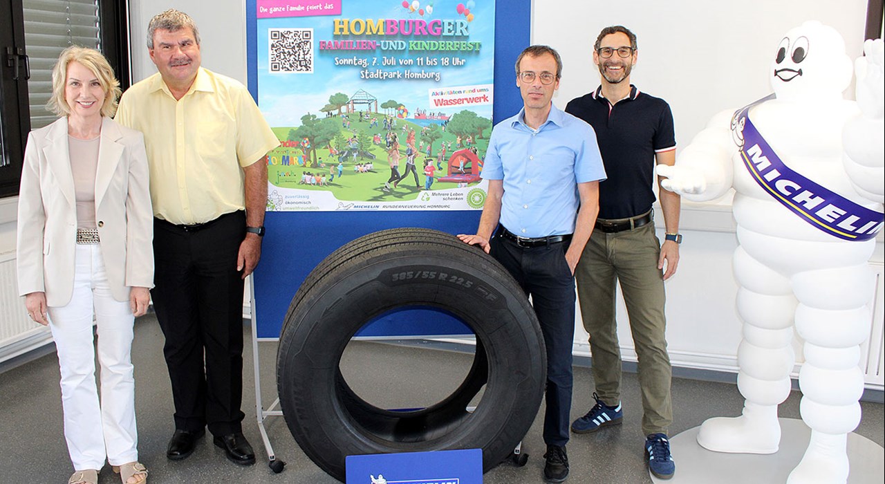 24 07 01 Bus Werbung Für Das Familien Und Kinderfest Am 7. Juli