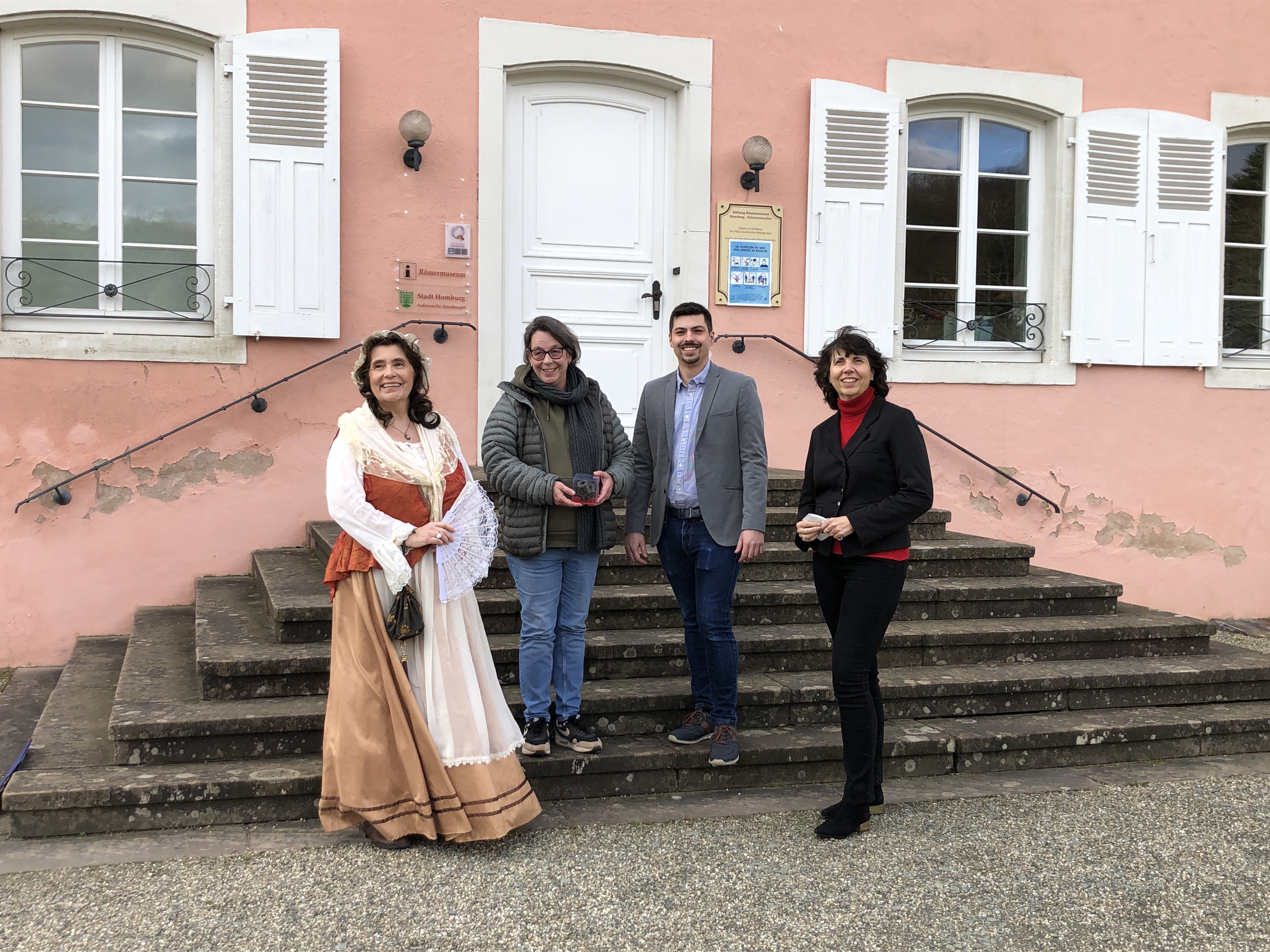 Vortrag „K&K. Kunstgeschichte trifft Kammerzofe: Macht & Pracht“