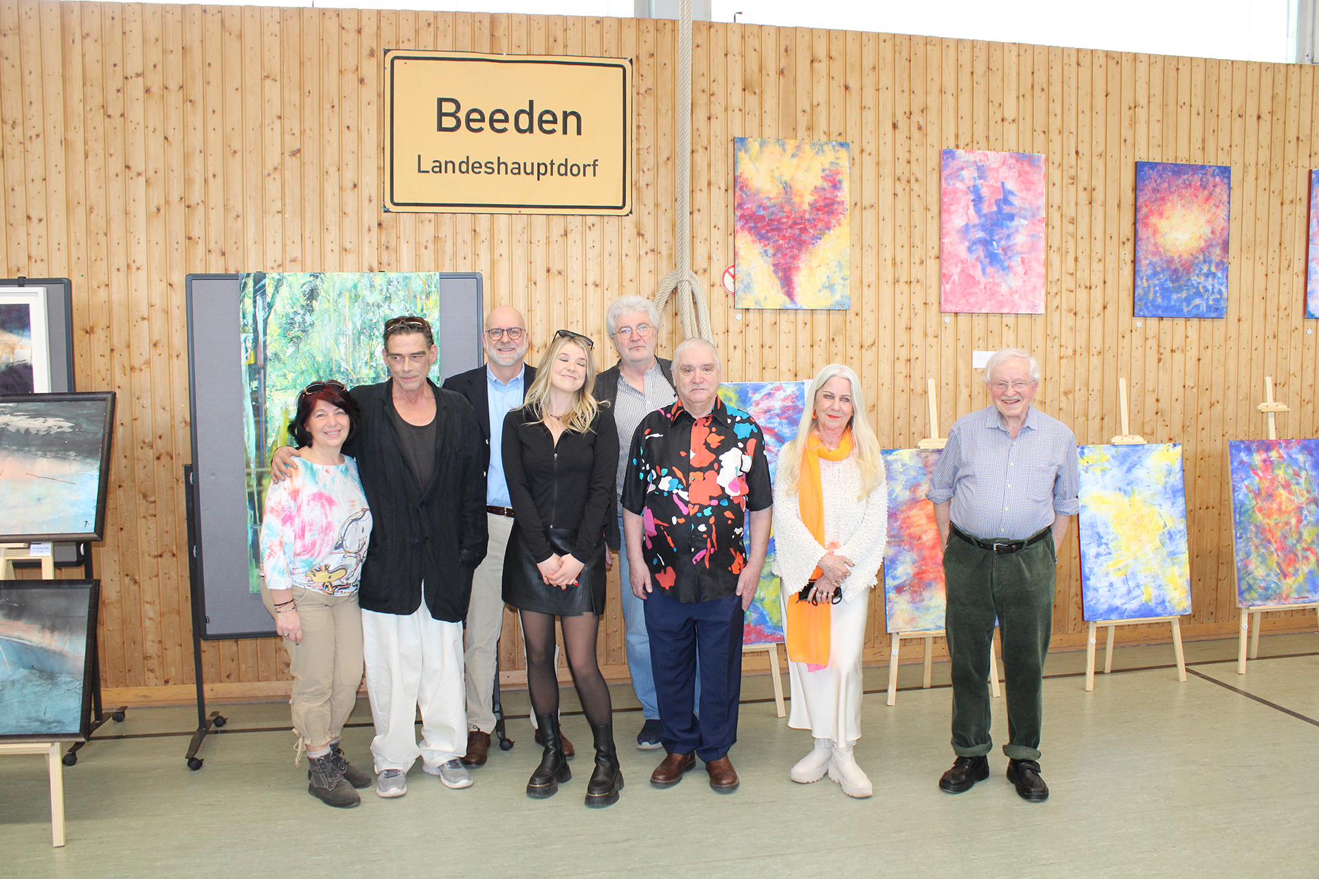 OB Forster bei Ausstellungseröffnung in Beeden