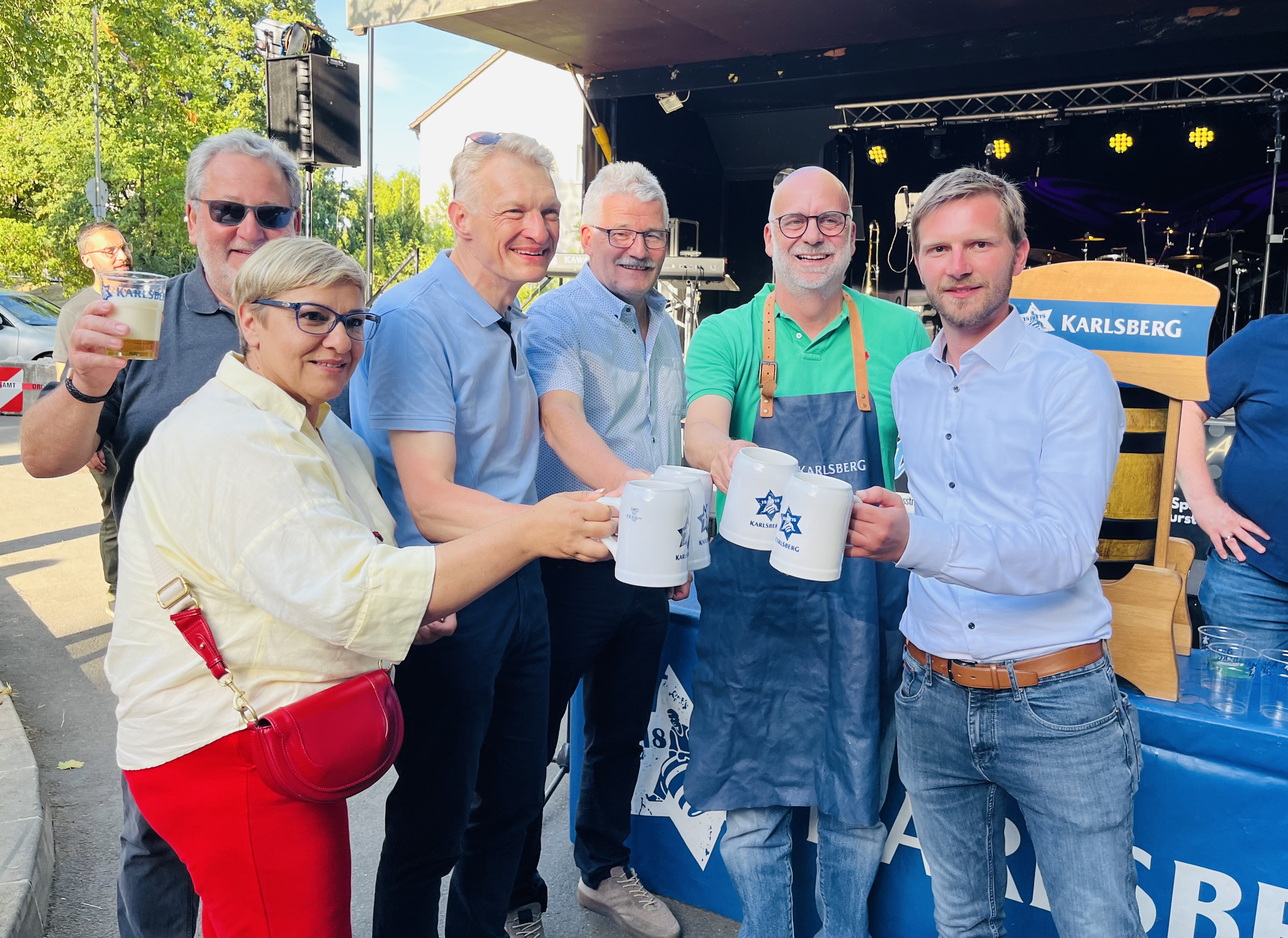 Sommerliche Atmosphäre und beste Stimmung beim  86. Jägersburger Strandfest: Oberbürgermeister Michael Forster würdigte Ehrenamt und Gemeinschaft bei der  Eröffnung
