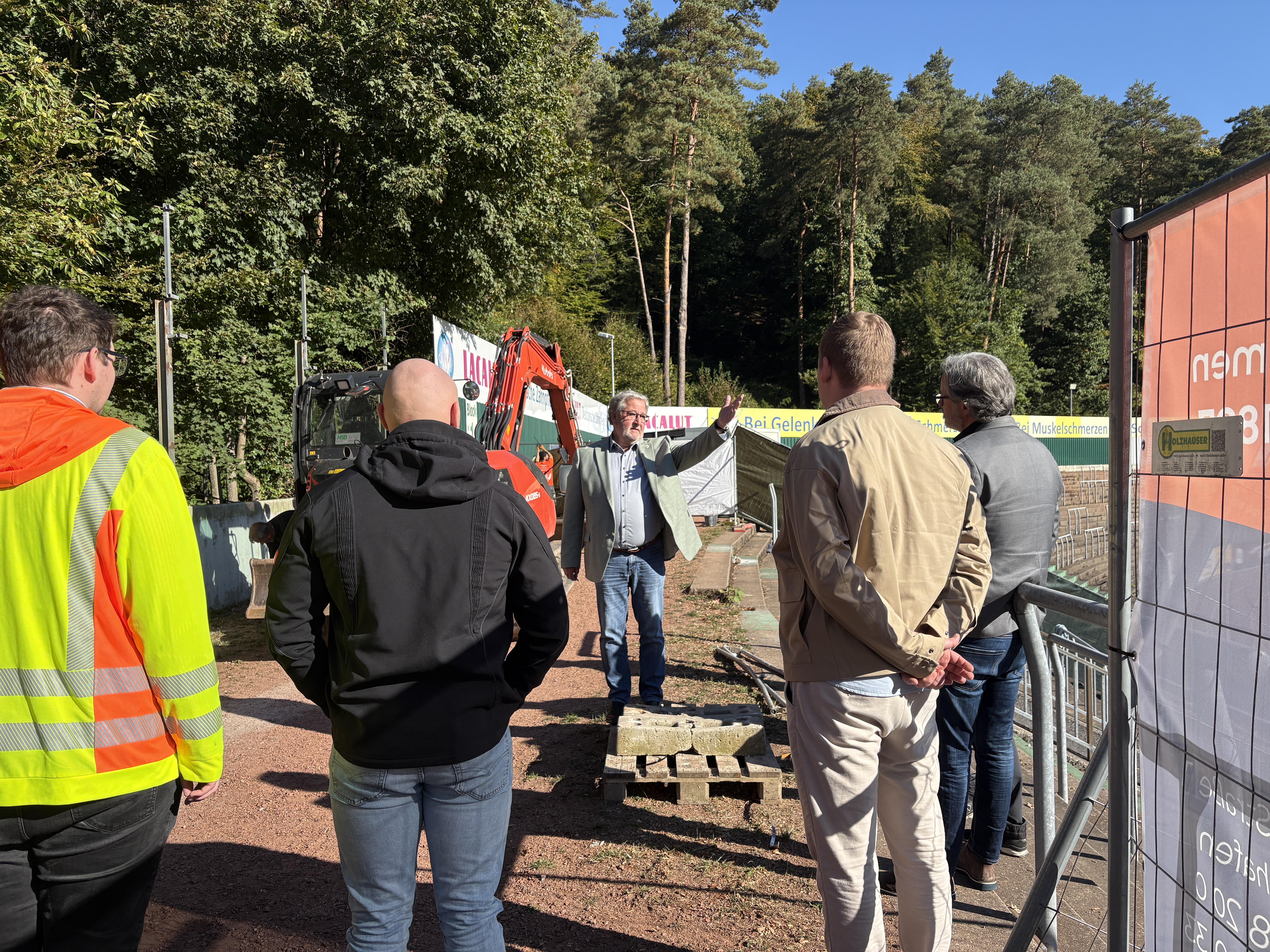Bauarbeiten im Bereich des Marathontors im Waldstadion